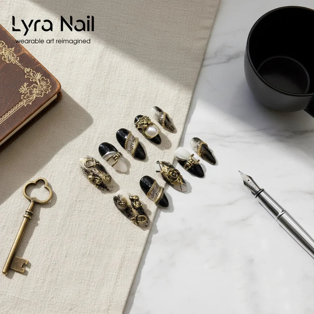 [VC-005]Minimalist Gold Bear Floral Short Almond Press On Nails Luxury