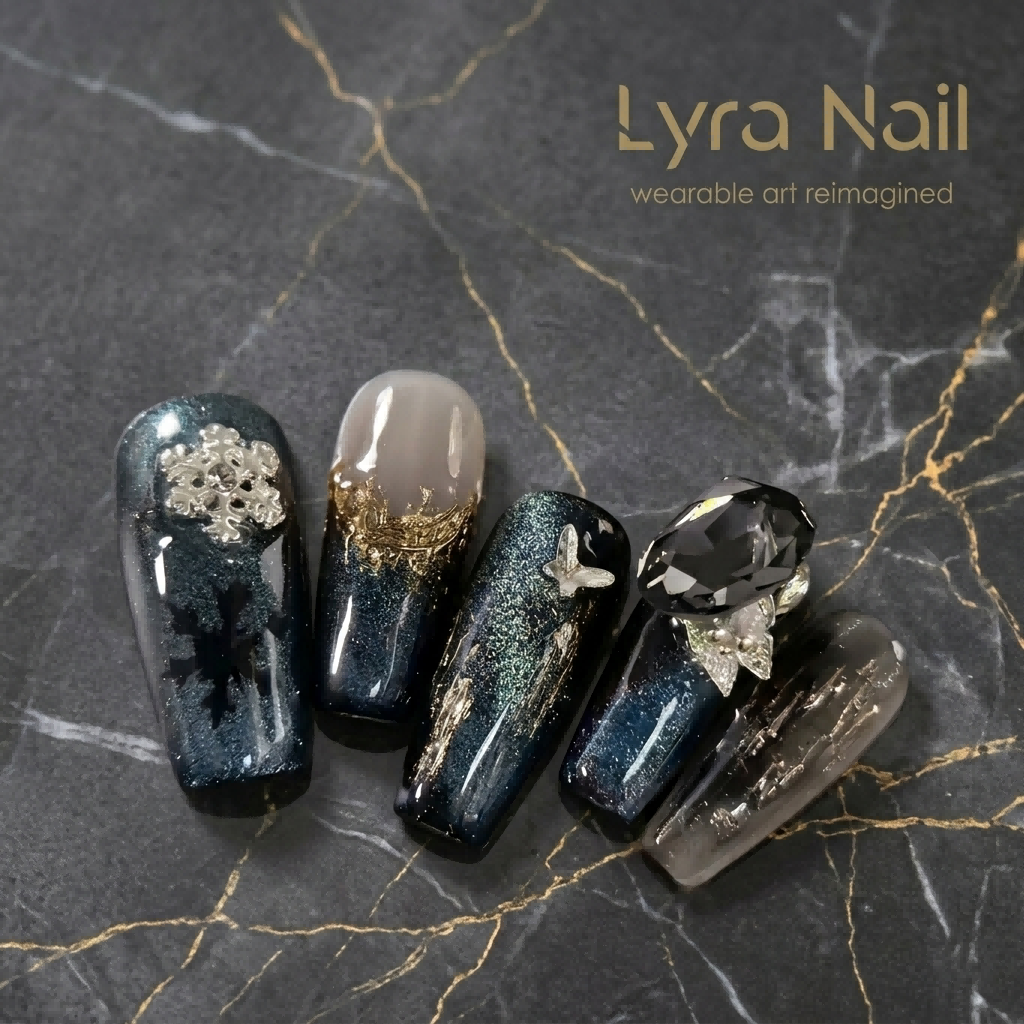 [AC-026]Ice Queen Star Diamond | Artisan Handmade Press On Nails | Winter Icy Blue Cat-Eye with Giant Pigeon Egg Gem & Snowflake Accents | Salon Quality, 7-10 Day Shipping